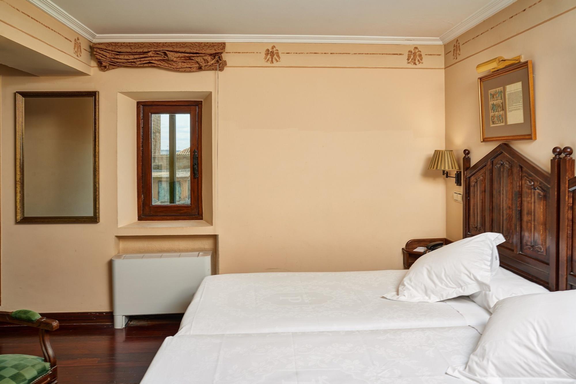 Parador De Olite Exterior photo
