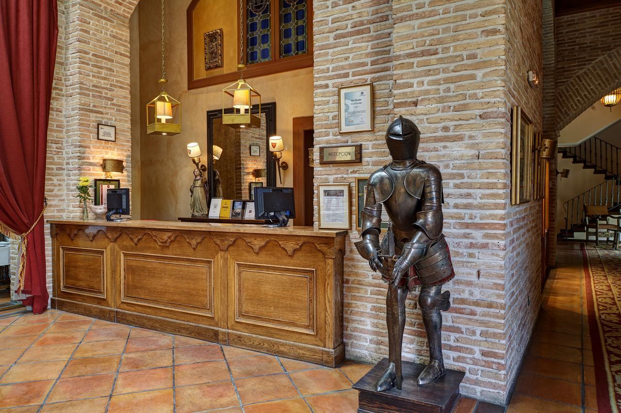 Parador De Olite Exterior photo